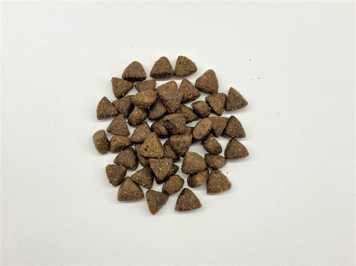 Сухий корм Savory Dog Adult All Breeds Sterilised для дорослих стерилізованих собак усіх порід, зі свіжим м&rsquo;ясом індички 3 кг 31508 фото